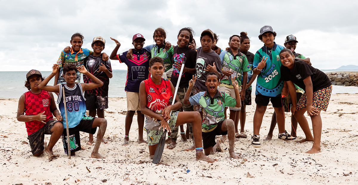 Students undertaking the Puuya Foundation's activities on Country